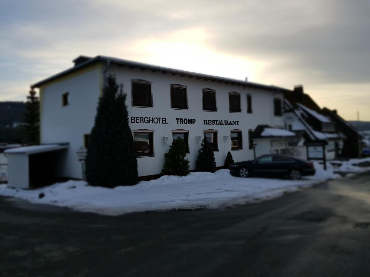 Berghotel Natura Bed & Breakfast Winterberg Bagian luar foto