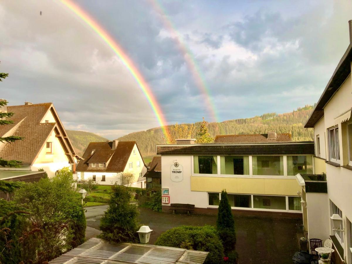 Berghotel Natura Bed & Breakfast Winterberg Bagian luar foto