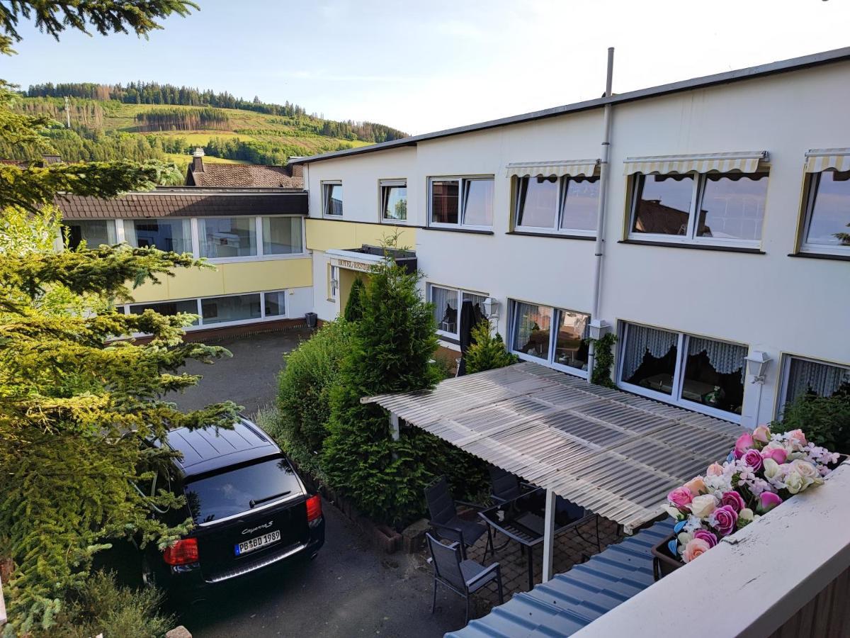 Berghotel Natura Bed & Breakfast Winterberg Bagian luar foto