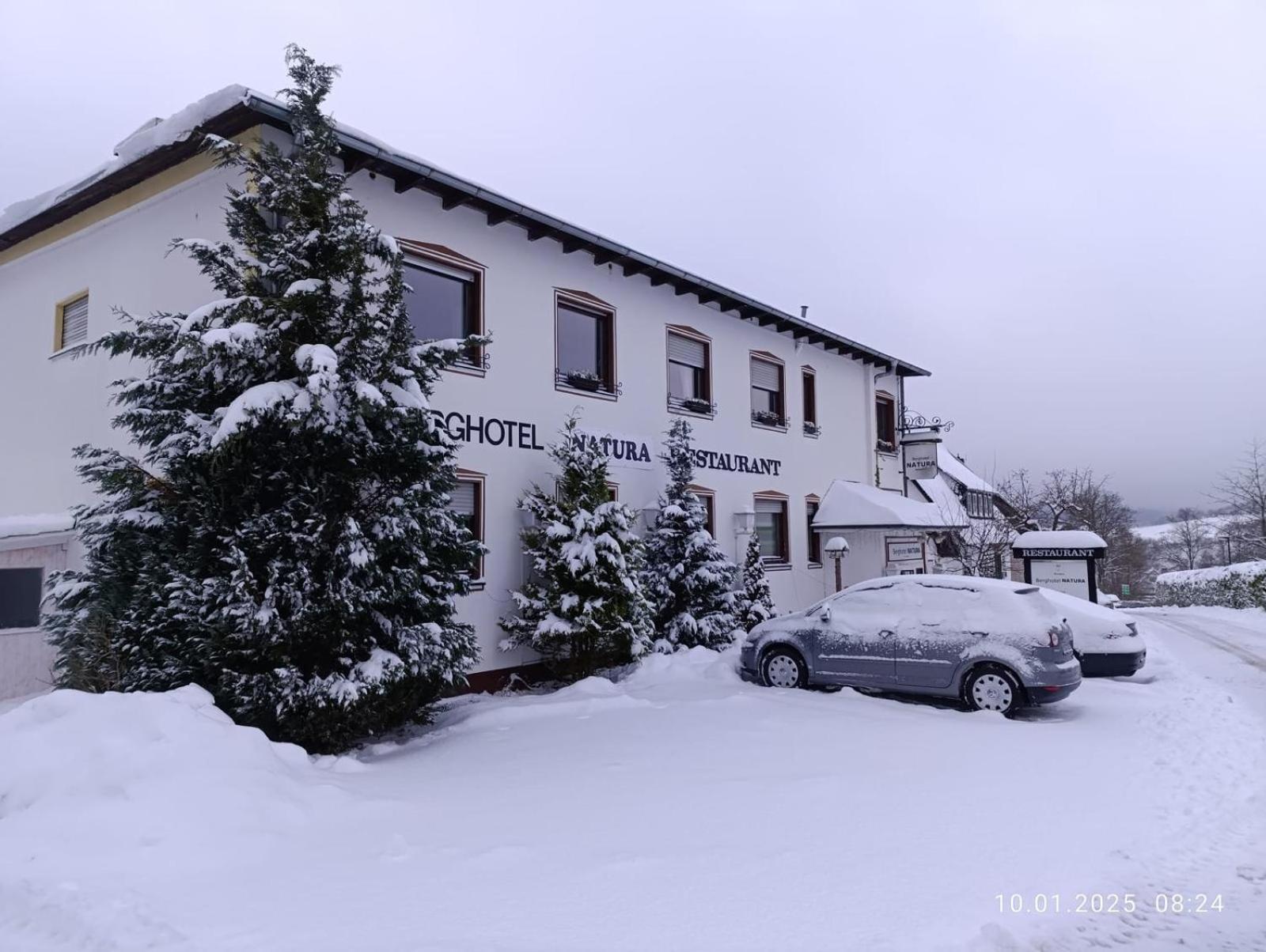 Berghotel Natura Bed & Breakfast Winterberg Bagian luar foto