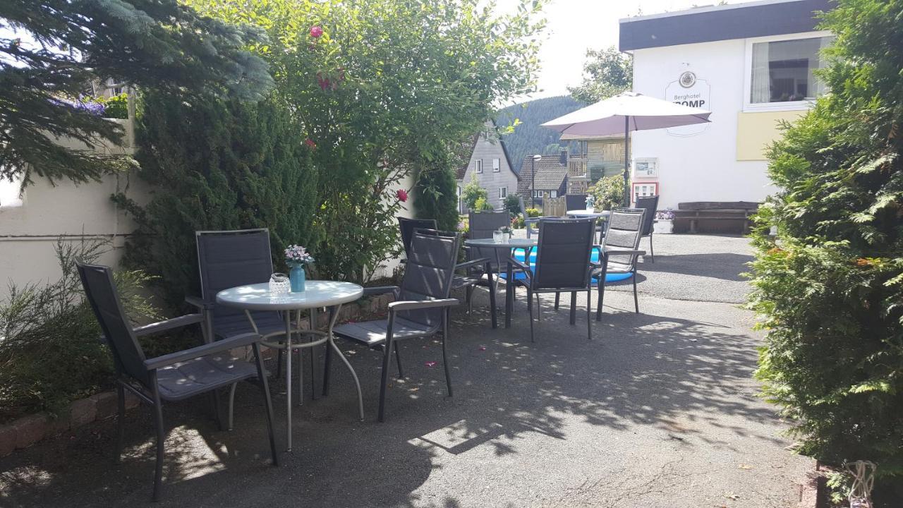 Berghotel Natura Bed & Breakfast Winterberg Bagian luar foto